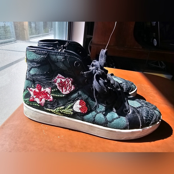 Steve Madden Allie Green Multi Embroidered High-Top Sneakers Size 8 women's - Picture 3 of 10